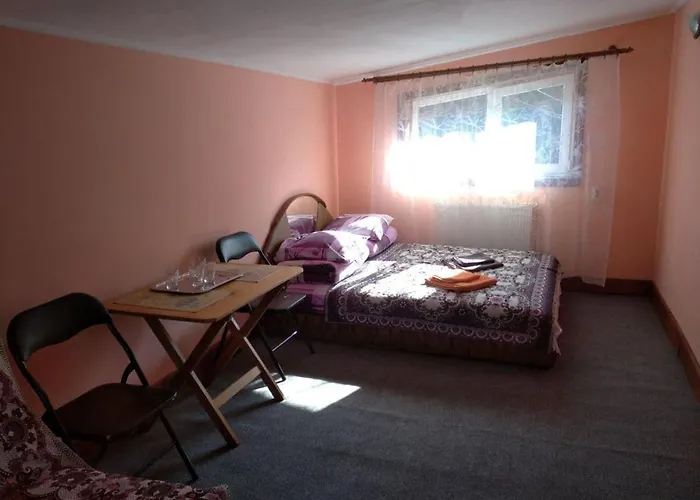 Cheres Hotel Yablunytsya