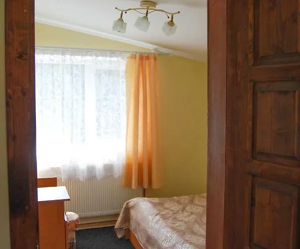 Cheres Hotel Yablunytsya